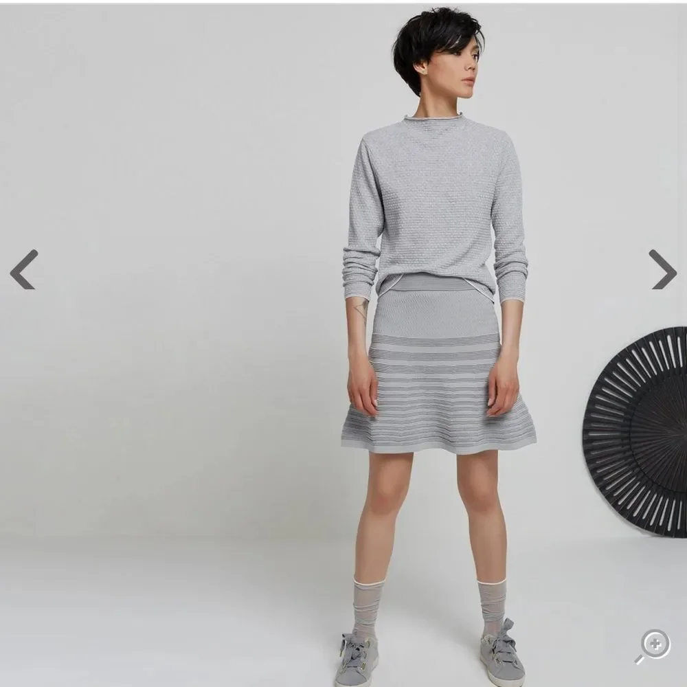 Yargici Textured Knitted Women's Skirt in a grayish blue Size 4